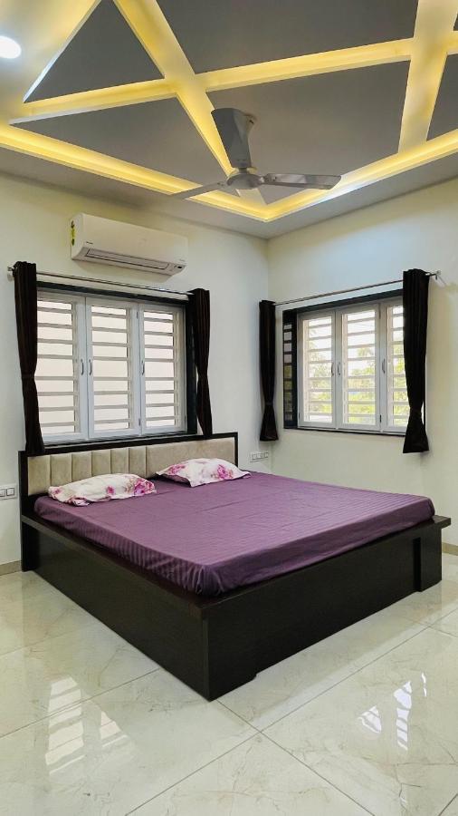 Luxurious 3 Bhk Villa In Bhuj - Shivani Homestay Bagian luar foto